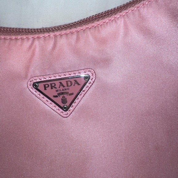 SOLD Prada re-edition re-nylon mini bag - Picture 3 of 5